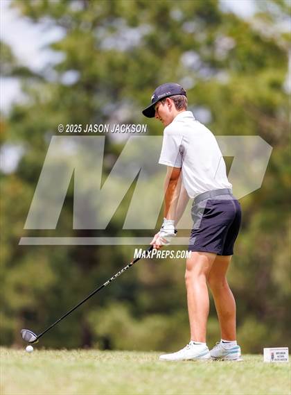 Thumbnail 2 in NCHSAA 4A Finals (Round 2) photogallery.