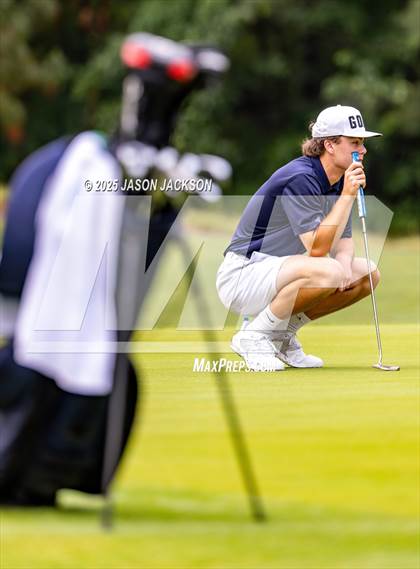 Thumbnail 1 in NCHSAA 4A Finals (Round 2) photogallery.