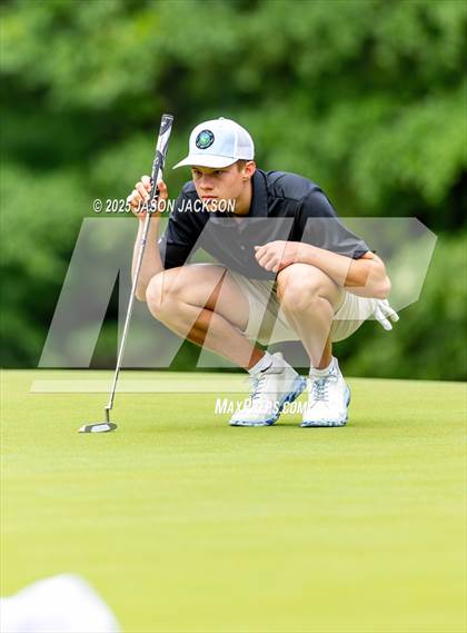 Thumbnail 2 in NCHSAA 4A Finals (Round 2) photogallery.