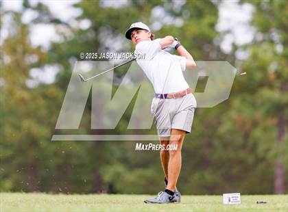 Thumbnail 1 in NCHSAA 4A Finals (Round 2) photogallery.
