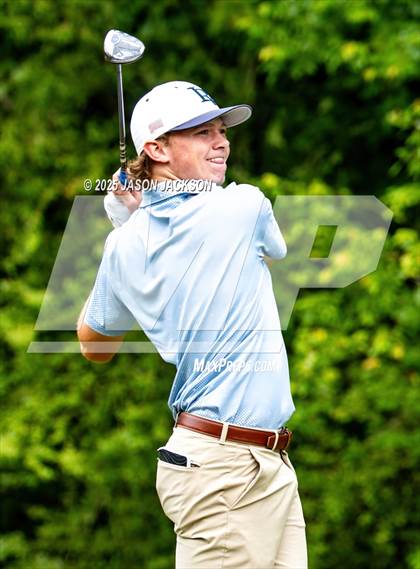 Thumbnail 3 in NCHSAA 4A Finals (Round 2) photogallery.
