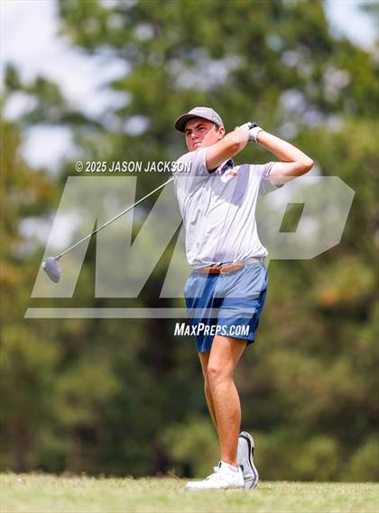 Thumbnail 2 in NCHSAA 4A Finals (Round 2) photogallery.