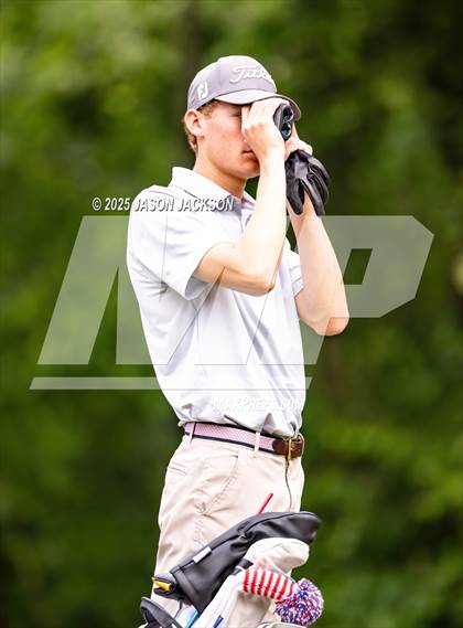Thumbnail 1 in NCHSAA 4A Finals (Round 2) photogallery.