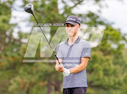 Thumbnail 1 in NCHSAA 4A Finals (Round 2) photogallery.