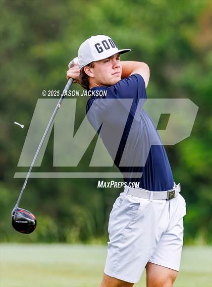 Thumbnail 1 in NCHSAA 4A Finals (Round 2) photogallery.