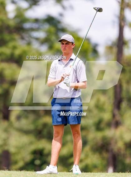 Thumbnail 2 in NCHSAA 4A Finals (Round 2) photogallery.