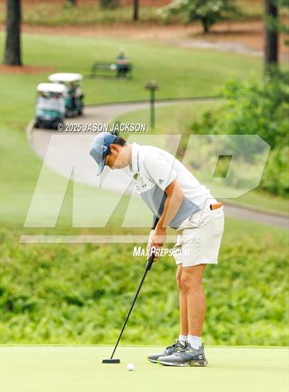 Thumbnail 2 in NCHSAA 4A Finals (Round 2) photogallery.