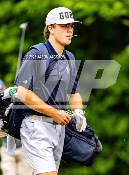 Thumbnail 2 in NCHSAA 4A Finals (Round 2) photogallery.
