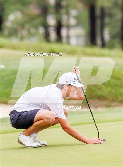 Thumbnail 2 in NCHSAA 4A Finals (Round 2) photogallery.