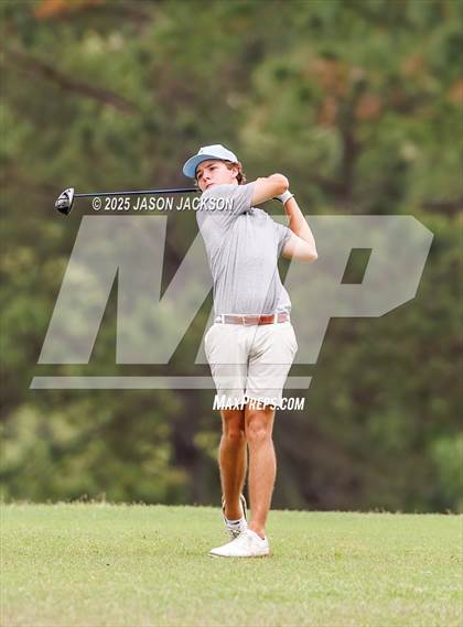 Thumbnail 1 in NCHSAA 4A Finals (Round 2) photogallery.