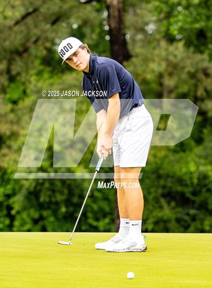 Thumbnail 2 in NCHSAA 4A Finals (Round 2) photogallery.