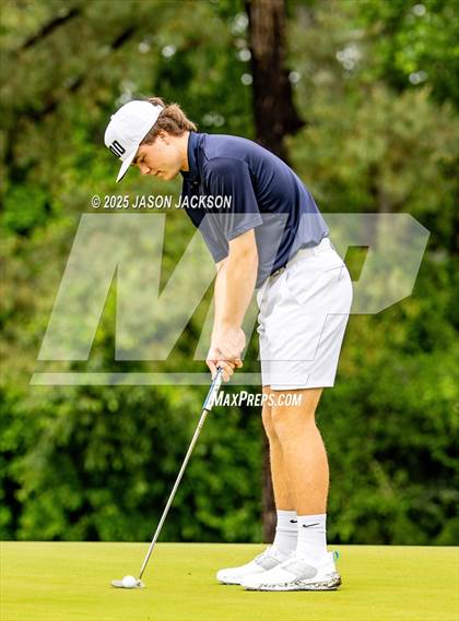 Thumbnail 1 in NCHSAA 4A Finals (Round 2) photogallery.