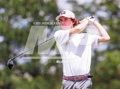 Thumbnail 1 in NCHSAA 4A Finals (Round 2) photogallery.