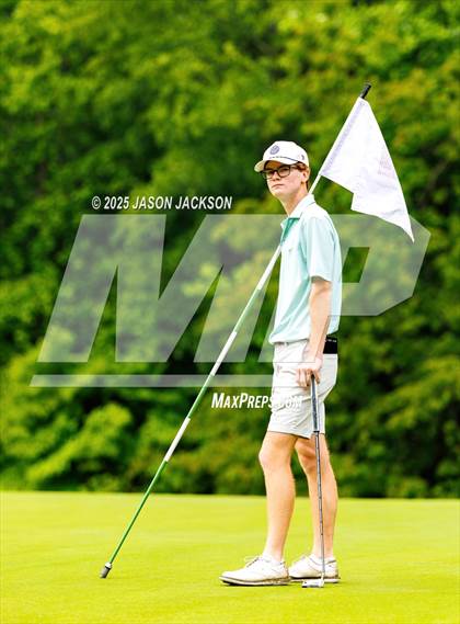 Thumbnail 1 in NCHSAA 4A Finals (Round 2) photogallery.