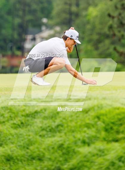 Thumbnail 3 in NCHSAA 4A Finals (Round 2) photogallery.