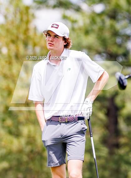 Thumbnail 1 in NCHSAA 4A Finals (Round 2) photogallery.