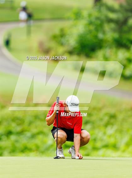 Thumbnail 1 in NCHSAA 4A Finals (Round 2) photogallery.