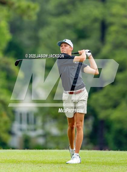 Thumbnail 2 in NCHSAA 4A Finals (Round 2) photogallery.