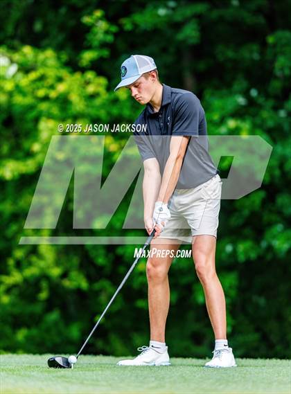 Thumbnail 2 in NCHSAA 4A Finals (Round 2) photogallery.