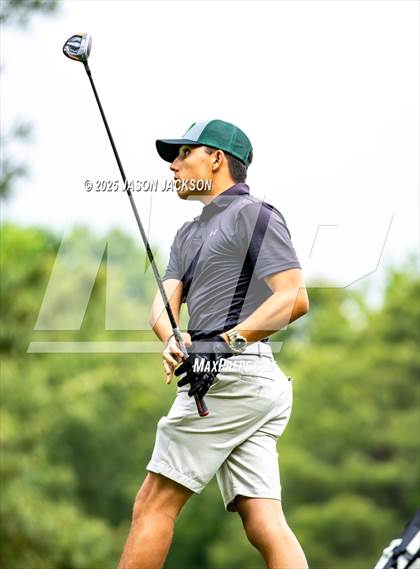 Thumbnail 1 in NCHSAA 4A Finals (Round 2) photogallery.