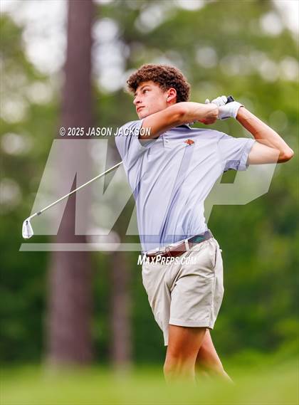Thumbnail 2 in NCHSAA 4A Finals (Round 2) photogallery.