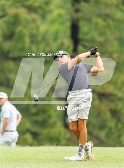 Thumbnail 1 in NCHSAA 4A Finals (Round 2) photogallery.
