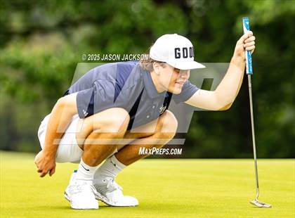 Thumbnail 2 in NCHSAA 4A Finals (Round 2) photogallery.