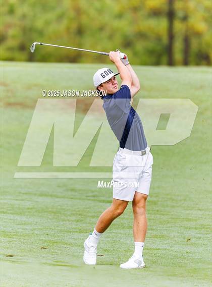 Thumbnail 1 in NCHSAA 4A Finals (Round 2) photogallery.