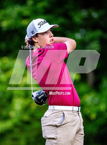 Thumbnail 1 in NCHSAA 4A Finals (Round 2) photogallery.