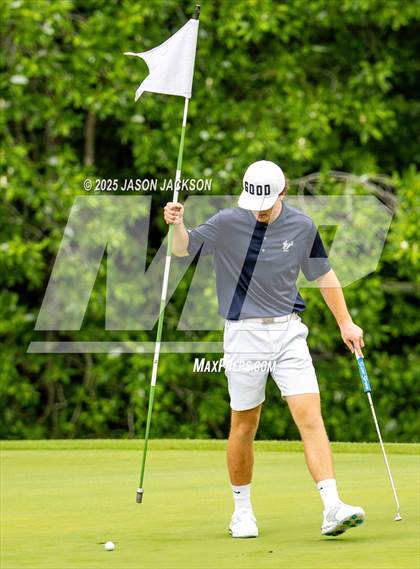 Thumbnail 3 in NCHSAA 4A Finals (Round 2) photogallery.