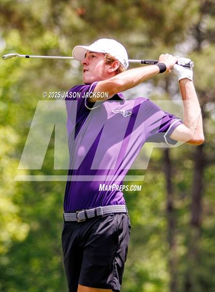 Thumbnail 3 in NCHSAA 4A Finals (Round 2) photogallery.