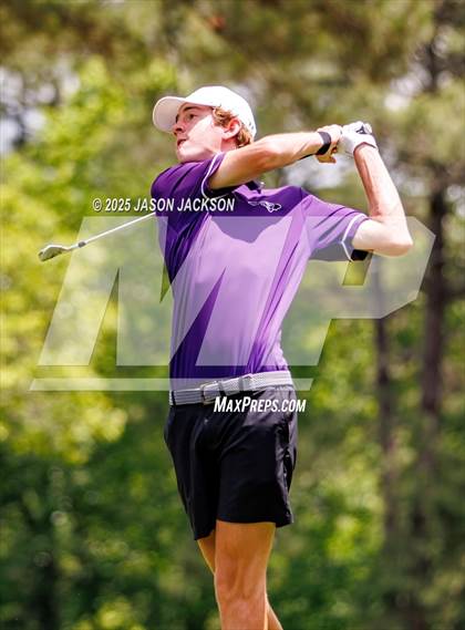 Thumbnail 1 in NCHSAA 4A Finals (Round 2) photogallery.