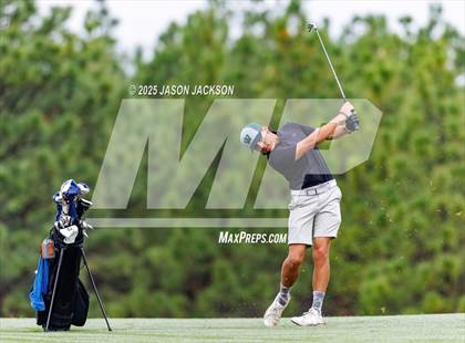 Thumbnail 1 in NCHSAA 4A Finals (Round 2) photogallery.