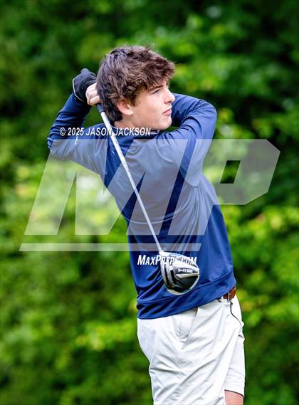 Thumbnail 2 in NCHSAA 4A Finals (Round 2) photogallery.