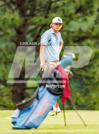 Thumbnail 3 in NCHSAA 4A Finals (Round 2) photogallery.