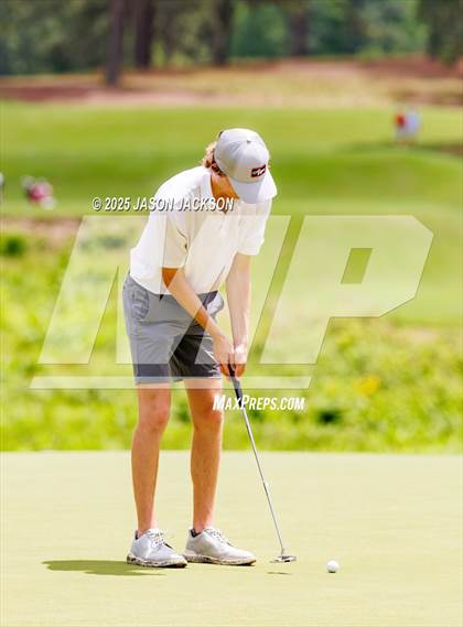 Thumbnail 3 in NCHSAA 4A Finals (Round 2) photogallery.