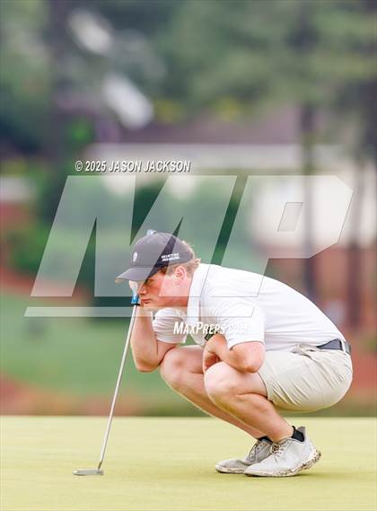 Thumbnail 1 in NCHSAA 4A Finals (Round 2) photogallery.