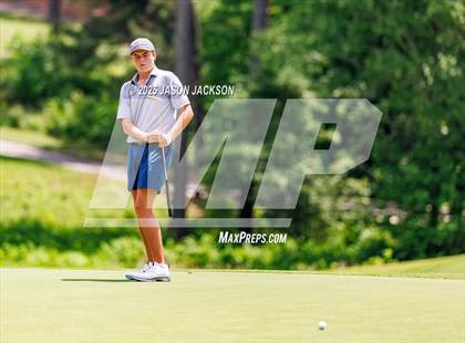 Thumbnail 3 in NCHSAA 4A Finals (Round 2) photogallery.