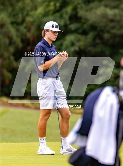 Thumbnail 1 in NCHSAA 4A Finals (Round 2) photogallery.