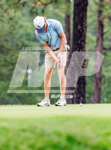 Thumbnail 3 in NCHSAA 4A Finals (Round 2) photogallery.
