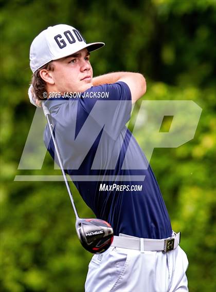 Thumbnail 1 in NCHSAA 4A Finals (Round 2) photogallery.