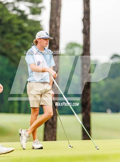 Thumbnail 3 in NCHSAA 4A Finals (Round 2) photogallery.