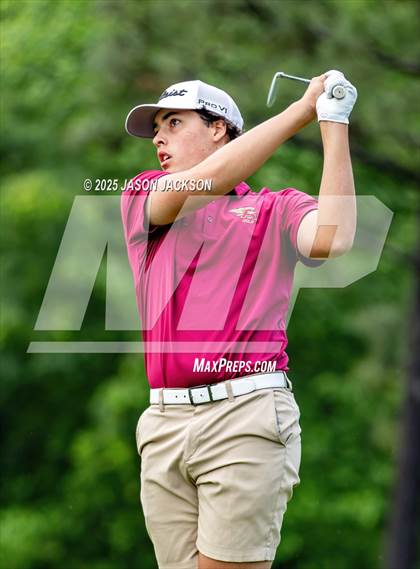 Thumbnail 1 in NCHSAA 4A Finals (Round 2) photogallery.