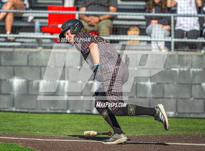 Thumbnail 2 in Mater Dei @ Servite photogallery.