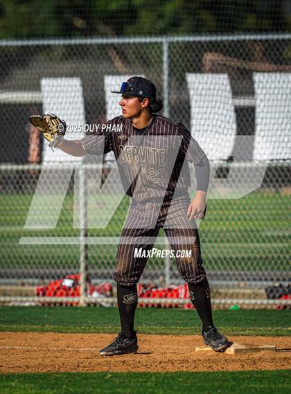 Thumbnail 2 in Mater Dei @ Servite photogallery.
