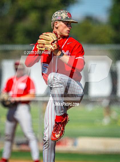 Thumbnail 1 in Mater Dei @ Servite photogallery.