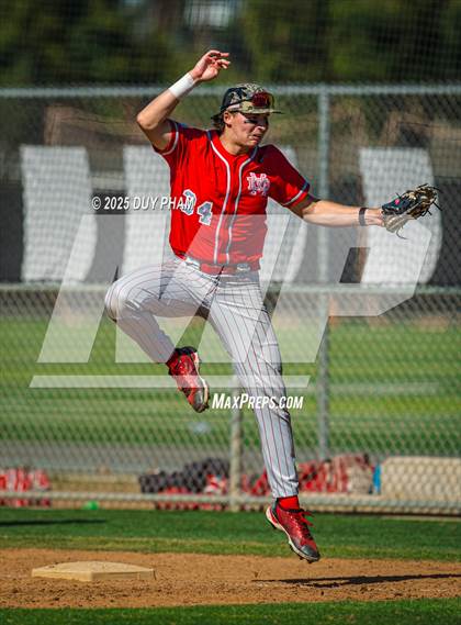Thumbnail 1 in Mater Dei @ Servite photogallery.