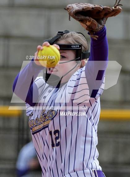 Thumbnail 2 in Grundy County vs Silverdale Academy photogallery.