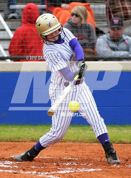 Thumbnail 3 in Grundy County vs Silverdale Academy photogallery.