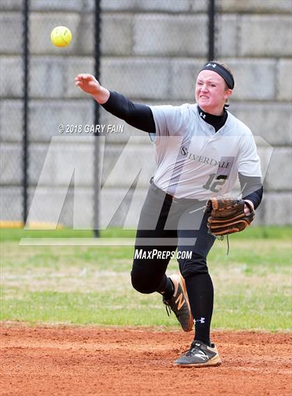 Thumbnail 1 in Grundy County vs Silverdale Academy photogallery.